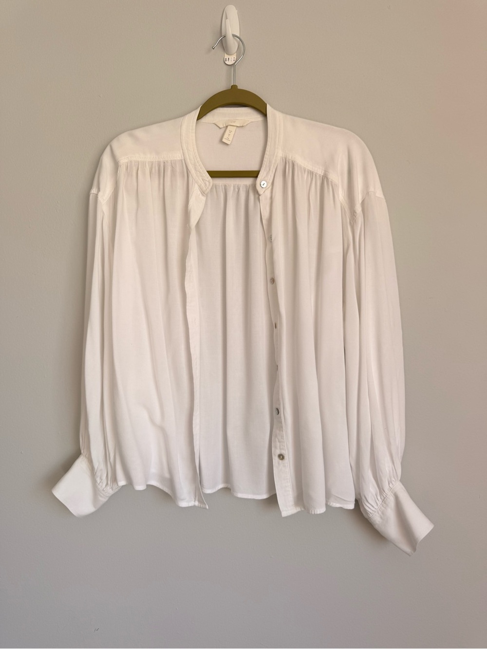 H&M White Gathering Blouse Split Neck Balloon Sleeve Top EUR 36 US 4